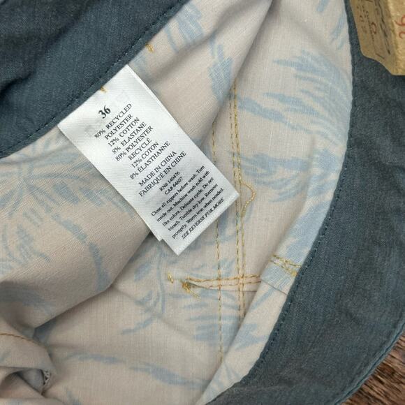 NWT Faherty Shorts Mens 36 Orange Hybrid Board Shorts Casual Beach Adult NWT - Picture 8 of 9